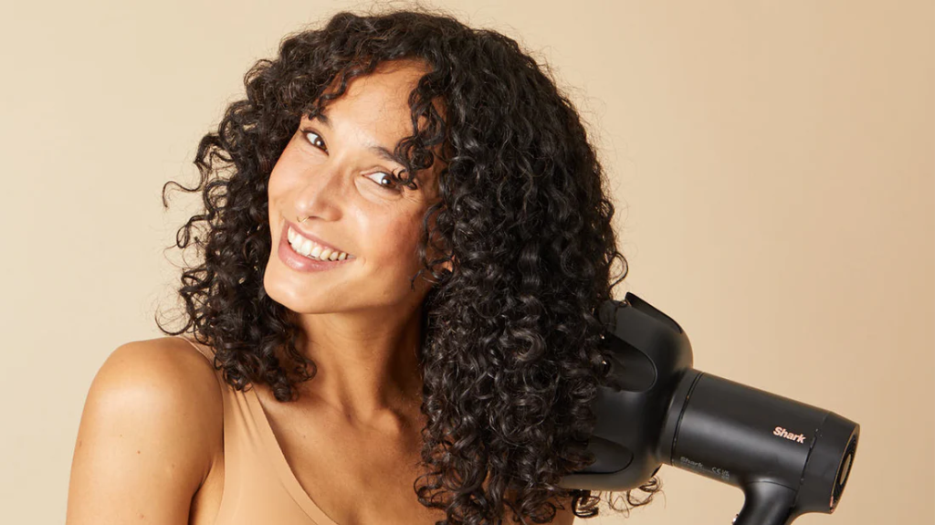 Best Diffusers for Curly Hair - Factors to Consider When Choosing a Curly Hair Diffuser